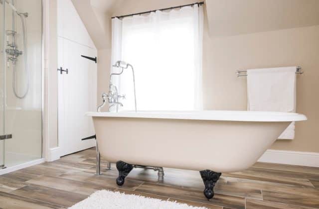 claw tub repair services