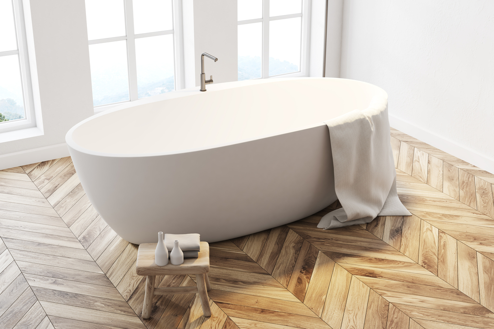 White bathtub options for Metairie homes