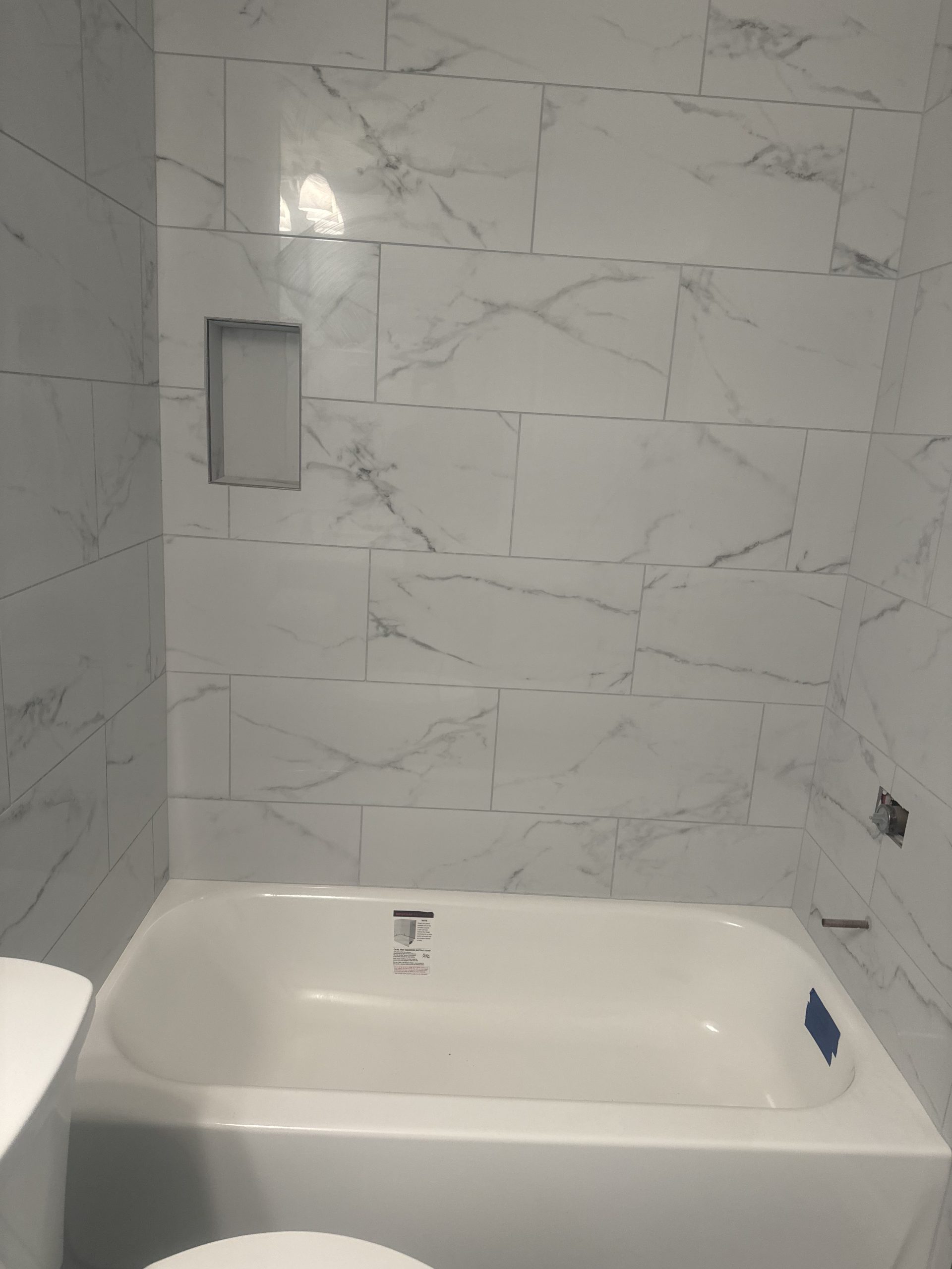 New bathtub installation replacing an outdated tub - Turnkey Bathtubs